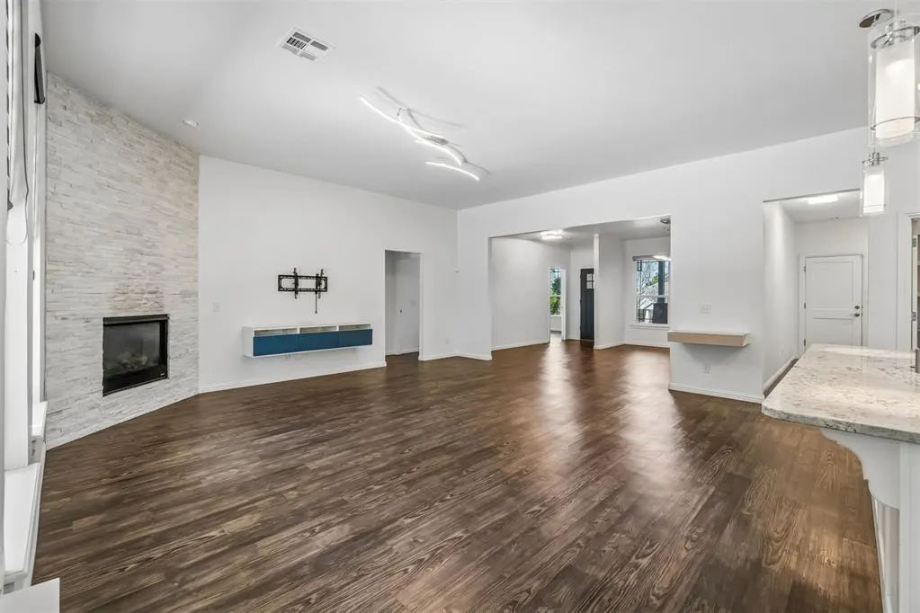 Photo 11 — 8710 Overlook Drive, Guthrie, OK 73044