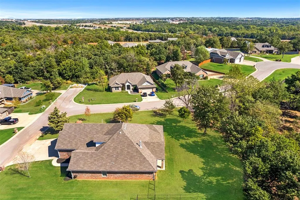 Photo 45 — 8710 Overlook Drive, Guthrie, OK 73044