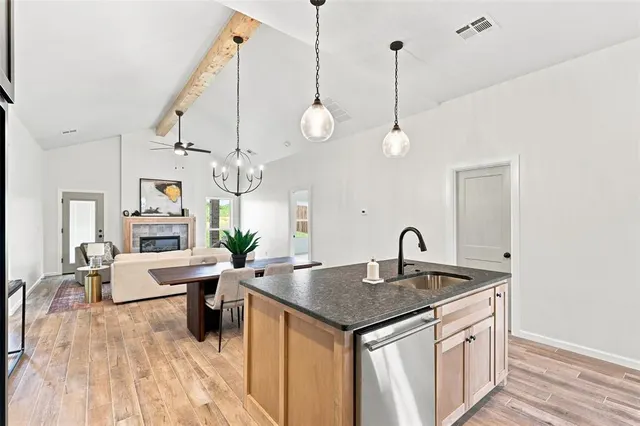 Photo 5 — 4817 Misty Wood Lane, Mustang, OK 73064