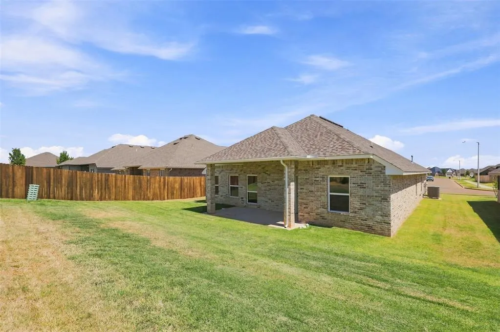 Photo 41 — 4817 Misty Wood Lane, Mustang, OK 73064