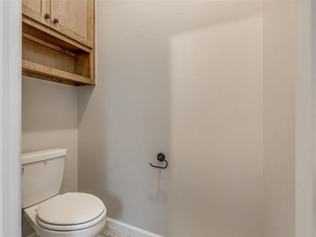 Photo 17 — 4901 Misty Wood Lane, Mustang, OK 73064