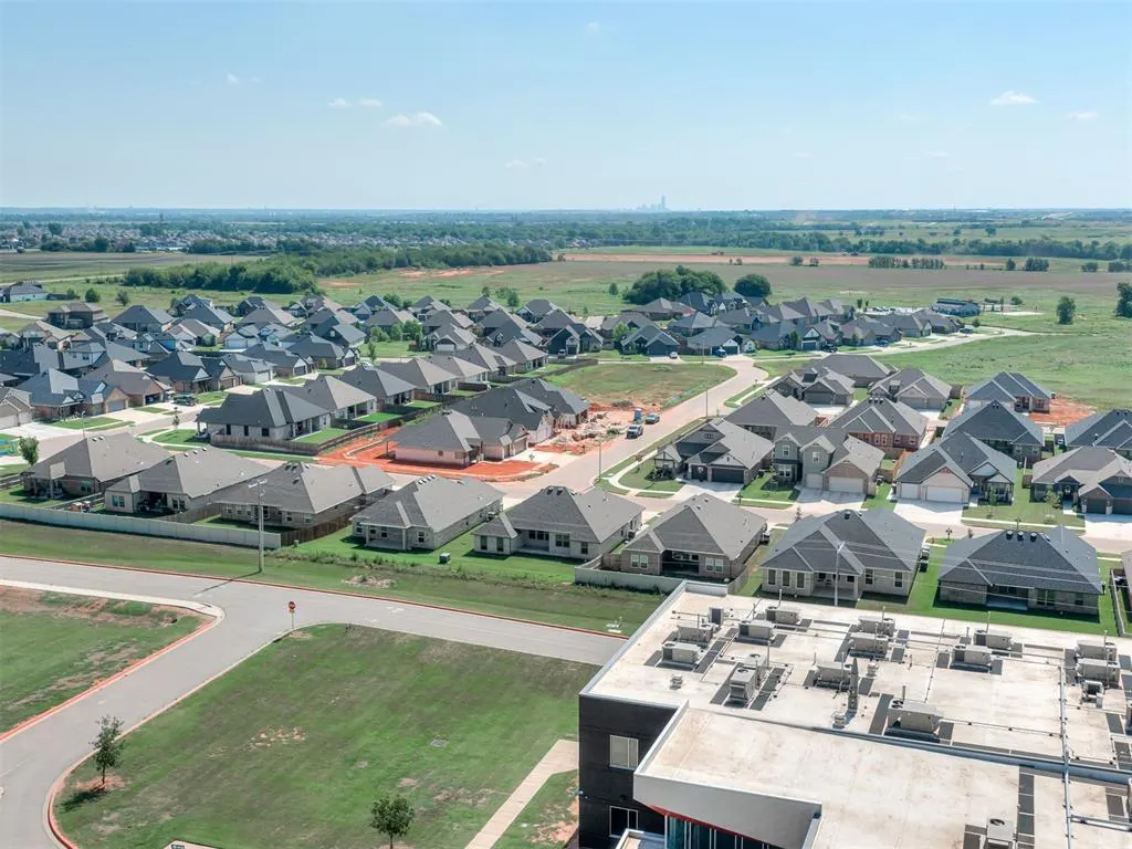 Photo 41 — 4901 Misty Wood Lane, Mustang, OK 73064