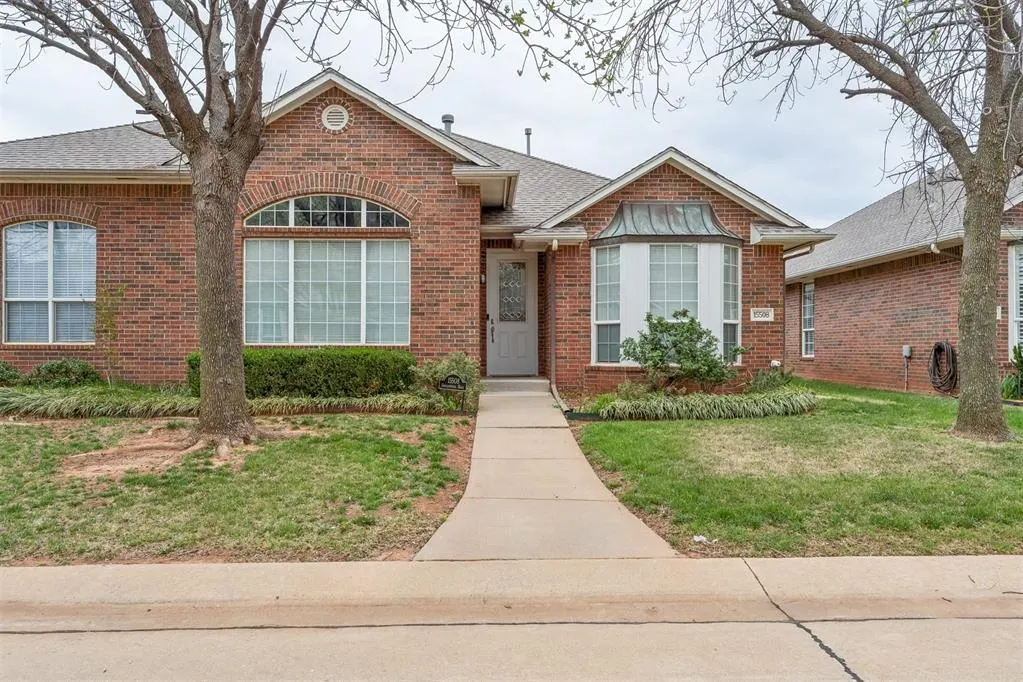 Front exterior — 15508 Swallowtail Road, Edmond, OK 73013