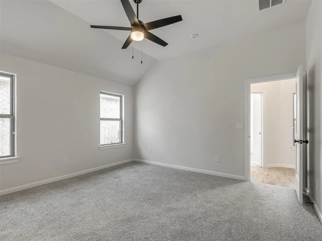 Photo 11 — 4913 Misty Wood Lane, Mustang, OK 73064