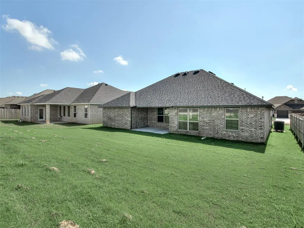 Photo 28 — 4913 Misty Wood Lane, Mustang, OK 73064