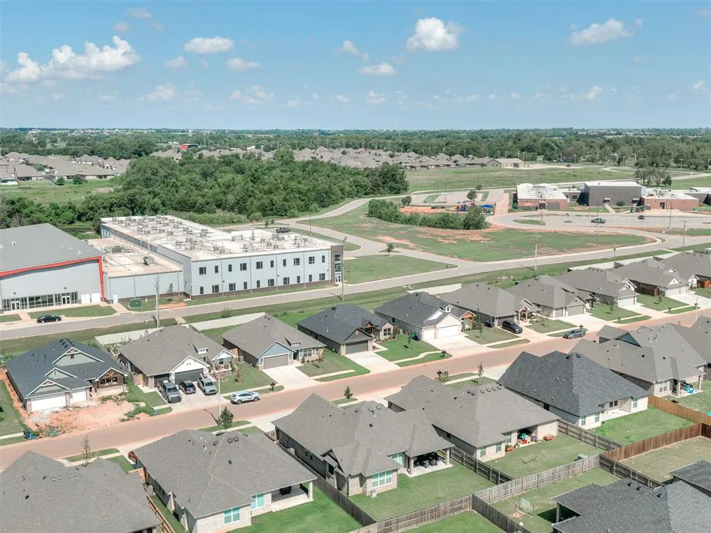 Photo 38 — 4913 Misty Wood Lane, Mustang, OK 73064