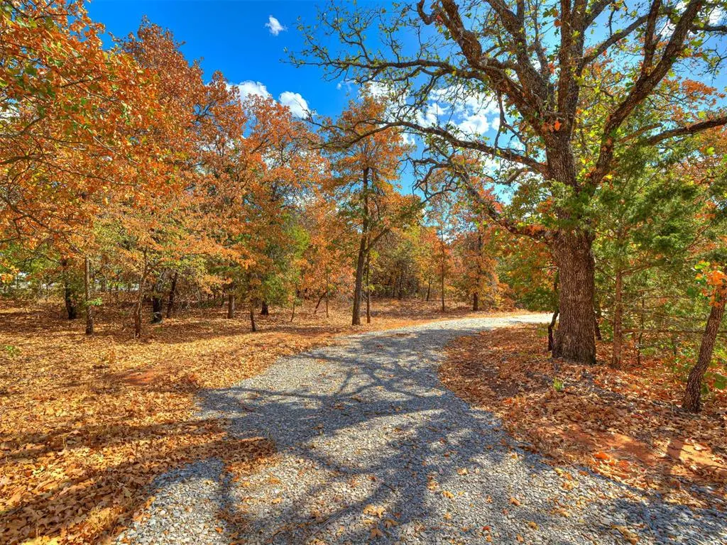 Photo 3 — 10422 236th Street, Blanchard, OK 73010