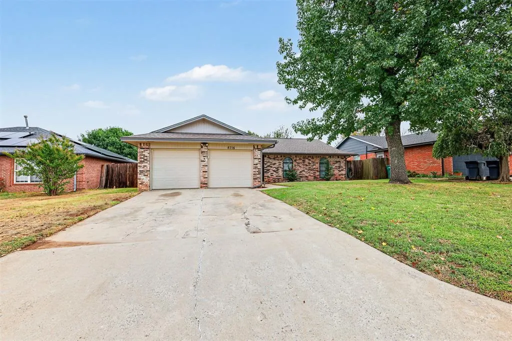 Photo 2 — 8716 Cord Avenue, Oklahoma City, OK 73132