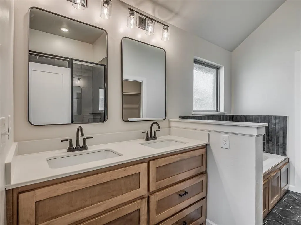 Photo 23 — 5105 Misty Wood Lane, Mustang, OK 73064