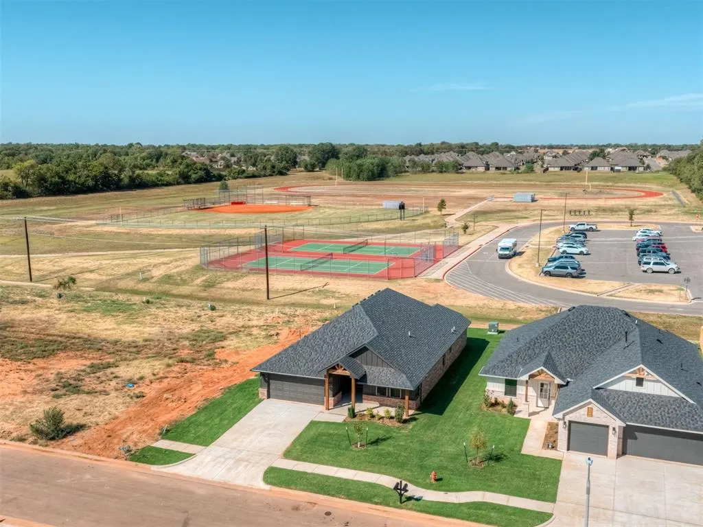 Photo 38 — 5105 Misty Wood Lane, Mustang, OK 73064