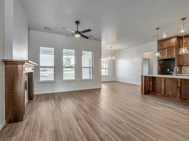 Photo 2 — 5101 Misty Wood Lane, Mustang, OK 73064