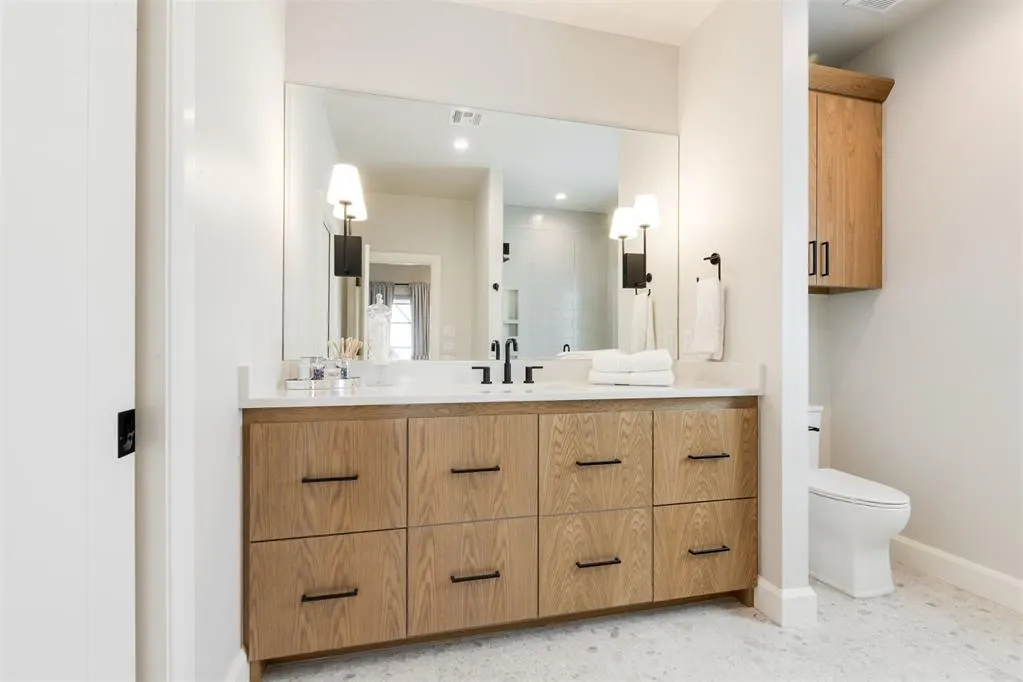 Photo 36 — 15628 Woodleaf Lane, Edmond, OK 73013