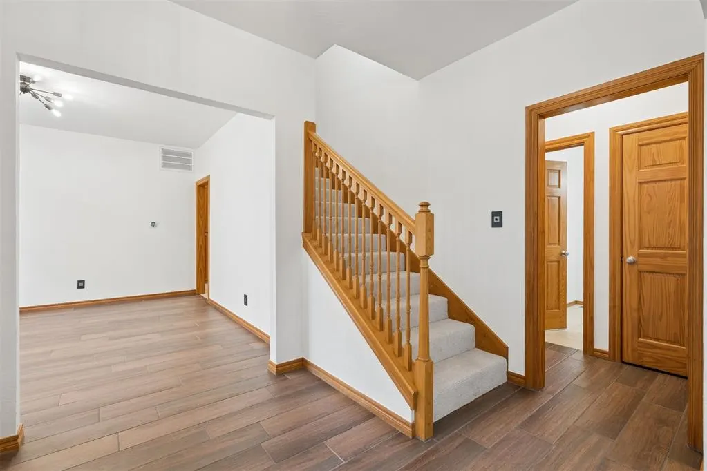 Photo 6 — 12222 Canyon Circle Circle, Guthrie, OK 73044