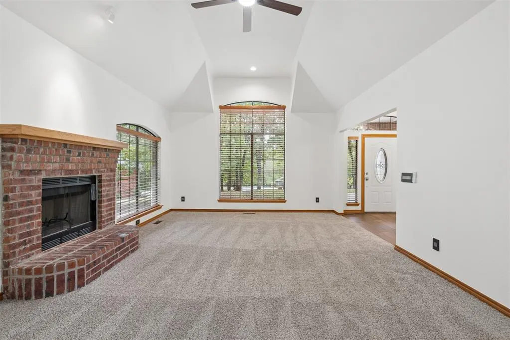 Photo 8 — 12222 Canyon Circle Circle, Guthrie, OK 73044
