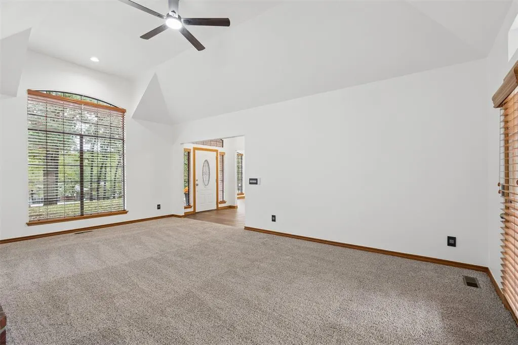 Photo 9 — 12222 Canyon Circle Circle, Guthrie, OK 73044