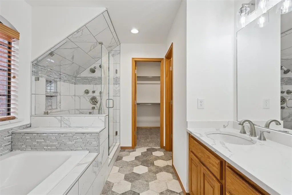 Photo 19 — 12222 Canyon Circle Circle, Guthrie, OK 73044