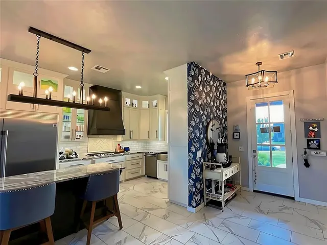 Photo 4 — 3604 Vintage Drive, Norman, OK 73069