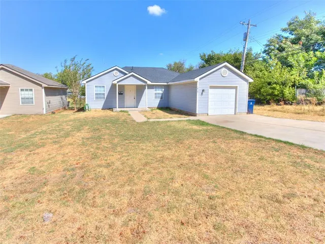Photo 2 — 1415 NW 98th Street, Oklahoma City, OK 73114