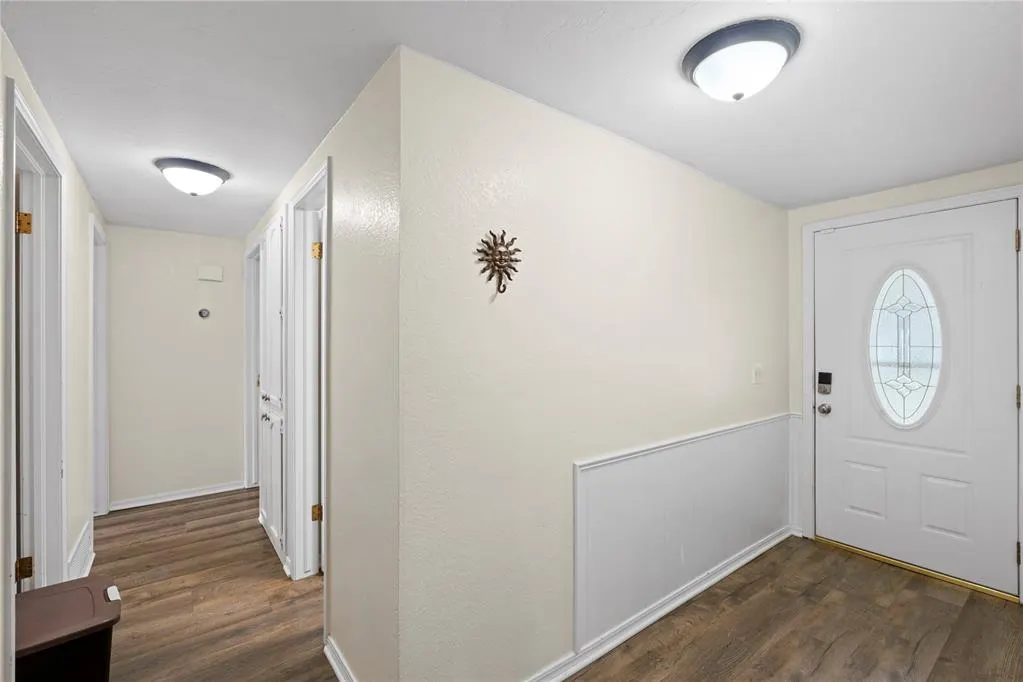 Photo 3 — 701 Cherryvale Road, Edmond, OK 73003