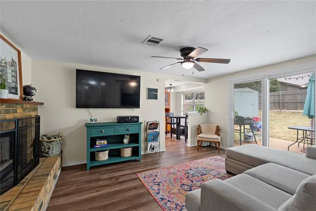 Photo 4 — 701 Cherryvale Road, Edmond, OK 73003