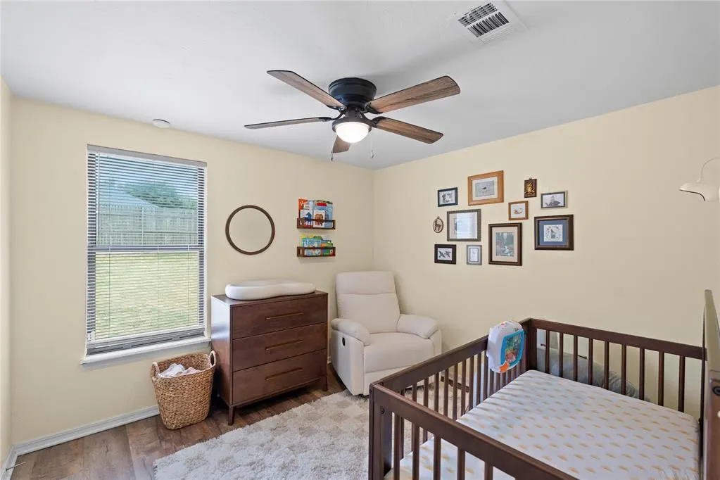 Photo 11 — 701 Cherryvale Road, Edmond, OK 73003