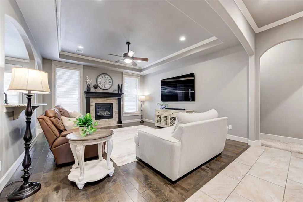 Photo 5 — 18513 Haslemere Lane, Edmond, OK 73012