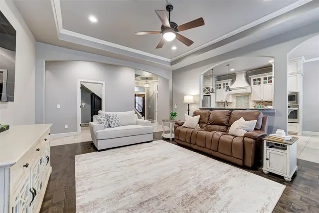 Photo 6 — 18513 Haslemere Lane, Edmond, OK 73012