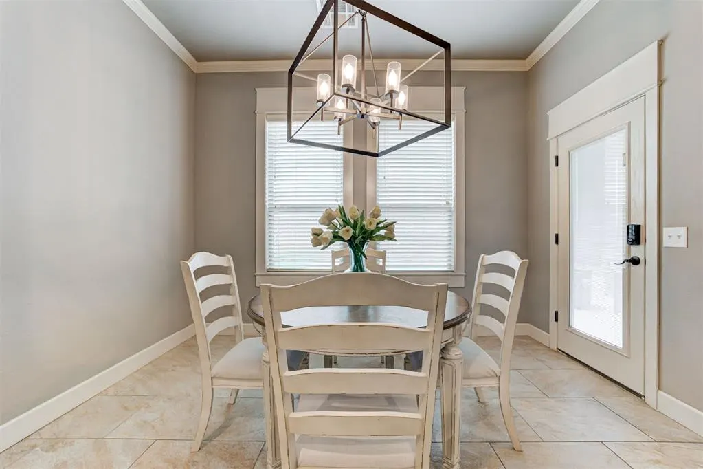 Photo 9 — 18513 Haslemere Lane, Edmond, OK 73012