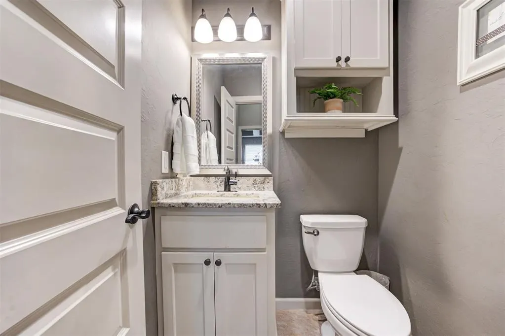 Photo 14 — 18513 Haslemere Lane, Edmond, OK 73012