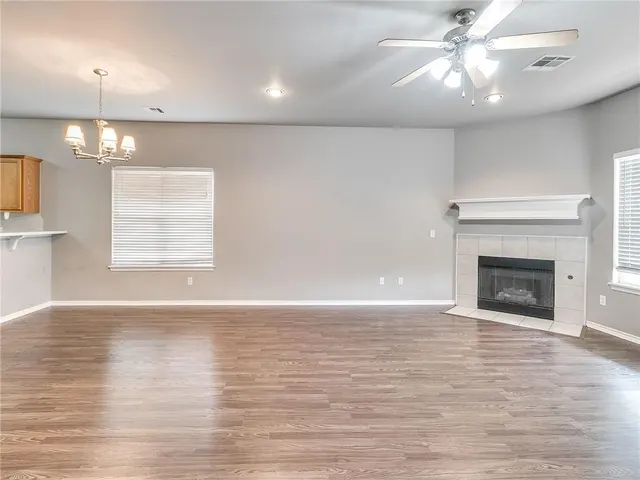 Photo 5 — 5928 SE 69th Street, Oklahoma City, OK 73135