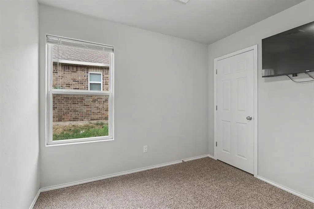 Photo 15 — 9638 High Noon Road, Yukon, OK 73099
