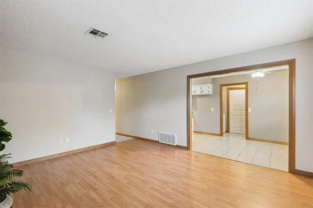 Photo 8 — 533 Beebe Street, Jones, OK 73049