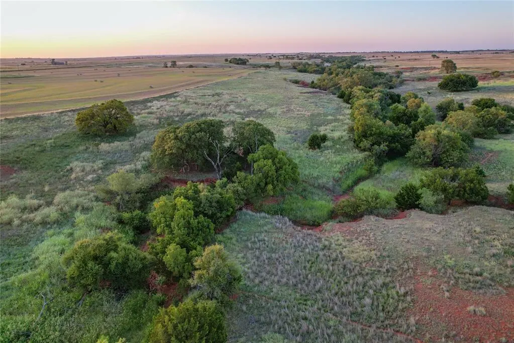 Photo 33 — 160 Acres - E 1150 & N 1860 Roads, Sayre, OK 73662