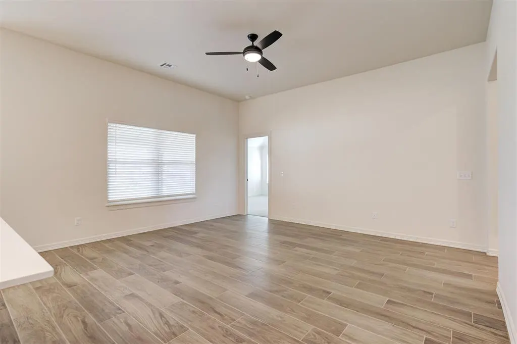 Photo 13 — 11917 NW 120th Street, Yukon, OK 73099