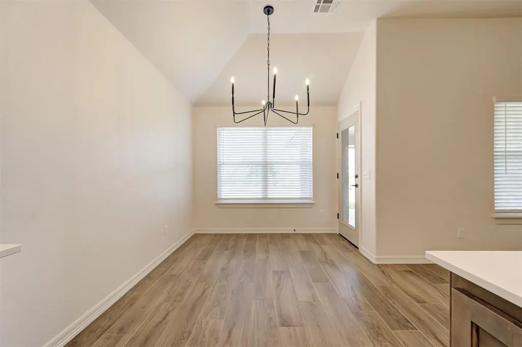 Photo 15 — 11917 NW 120th Street, Yukon, OK 73099