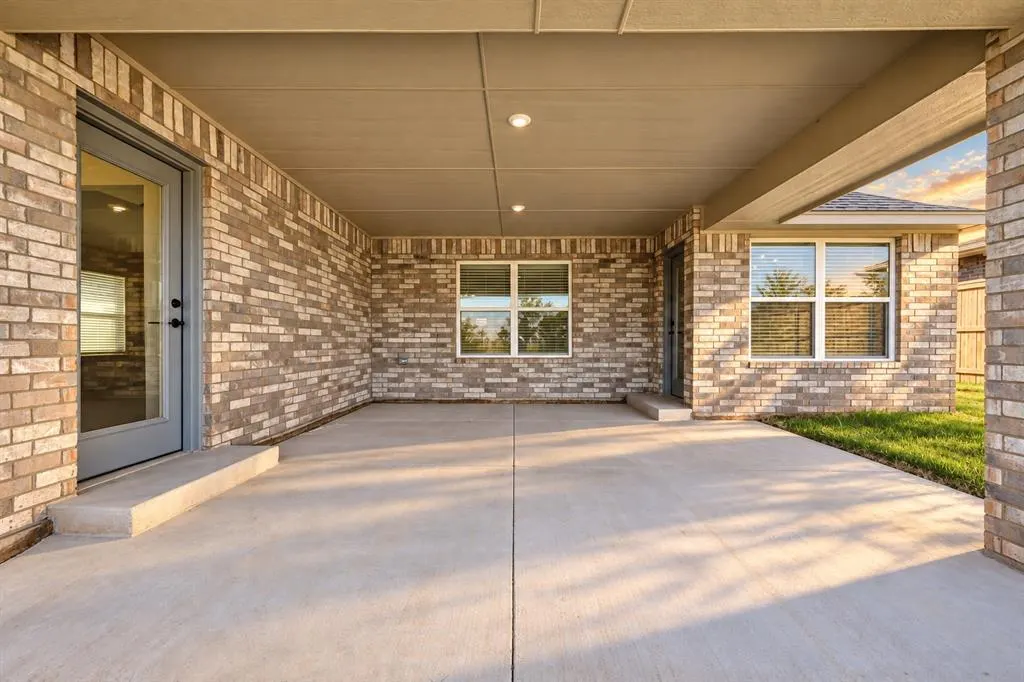 Photo 37 — 11917 NW 120th Street, Yukon, OK 73099