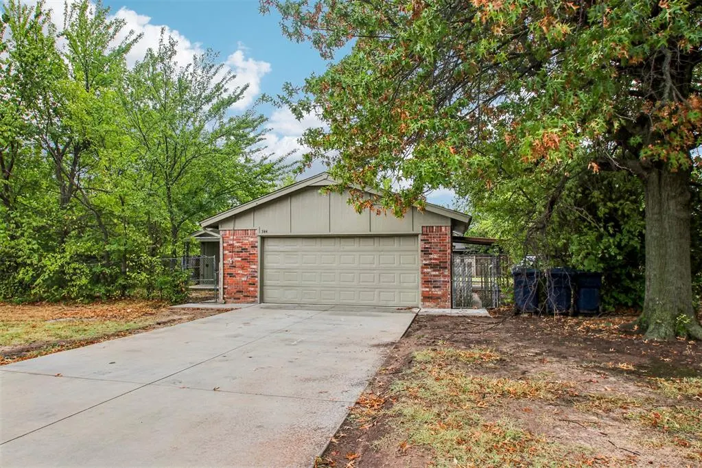 Front exterior — 744 NW 111th Street, Oklahoma City, OK 73114