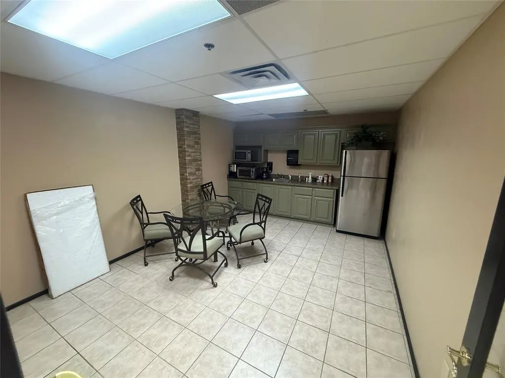 Photo 12 — 2001 S Broadway Avenue Suites 3 and 4, Moore, OK 73160