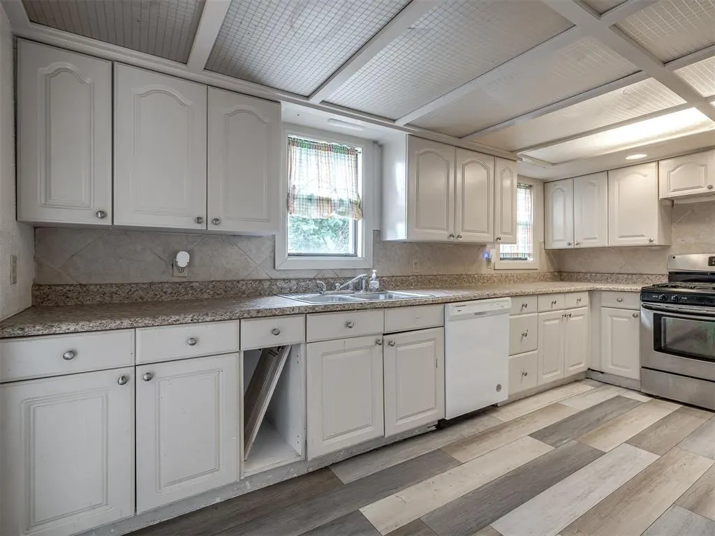 Photo 6 — 3525 NW 18th Street, Oklahoma City, OK 73107