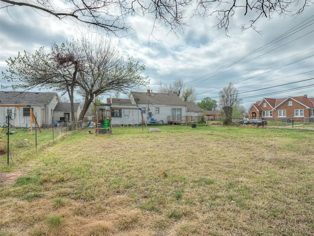Photo 15 — 3525 NW 18th Street, Oklahoma City, OK 73107