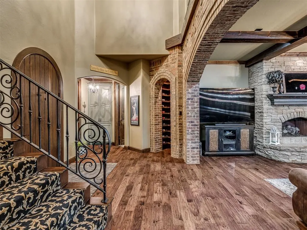 Photo 10 — 6702 Stone Hill Drive, Edmond, OK 73034