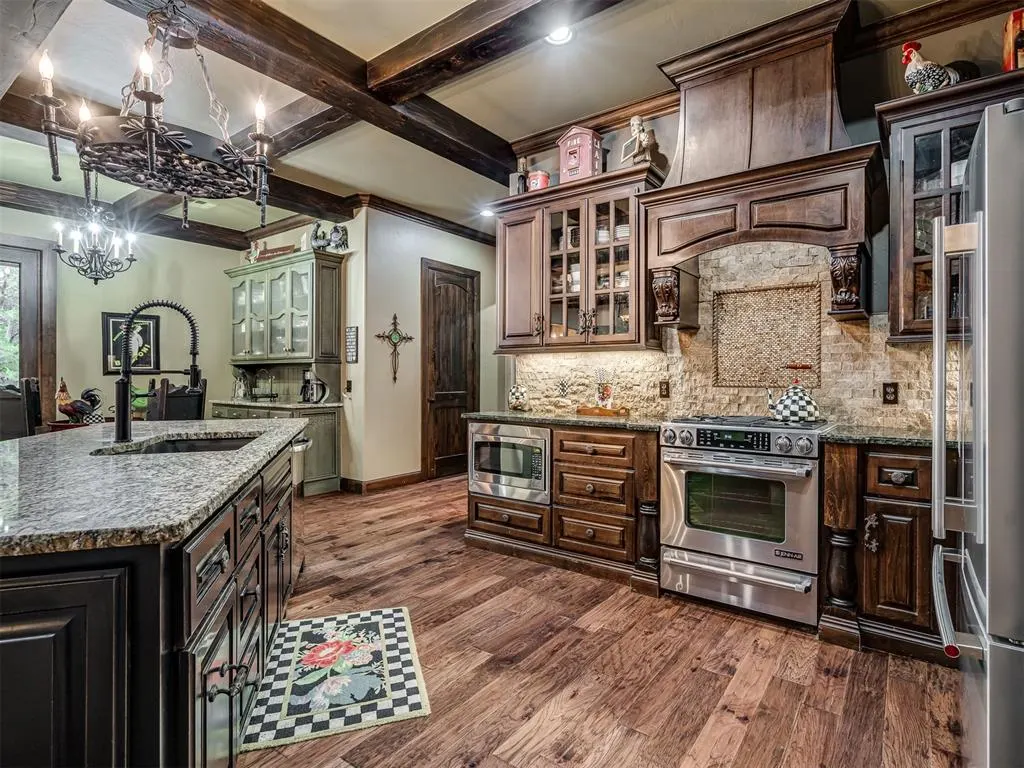 Photo 16 — 6702 Stone Hill Drive, Edmond, OK 73034