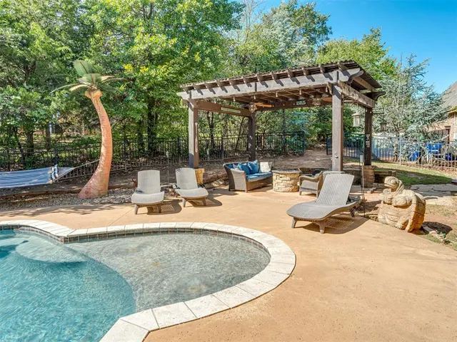 Photo 5 — 6702 Stone Hill Drive, Edmond, OK 73034