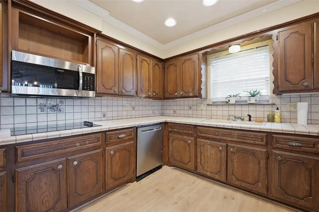 Photo 7 — 103 E Lakeview Court, Tecumseh, OK 74873