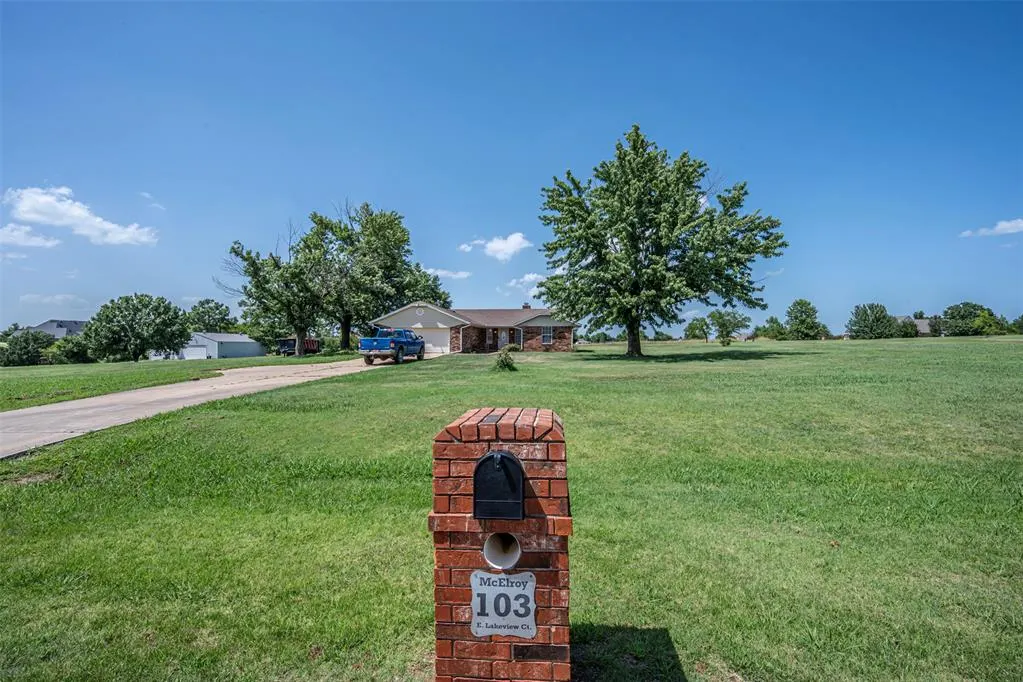 Photo 18 — 103 E Lakeview Court, Tecumseh, OK 74873