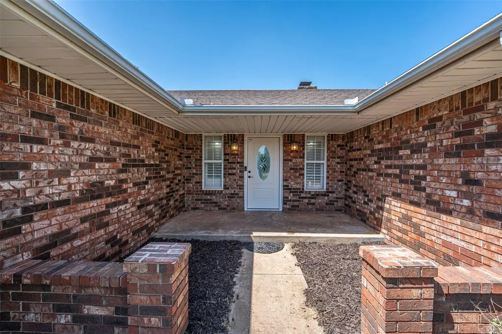 Photo 19 — 103 E Lakeview Court, Tecumseh, OK 74873