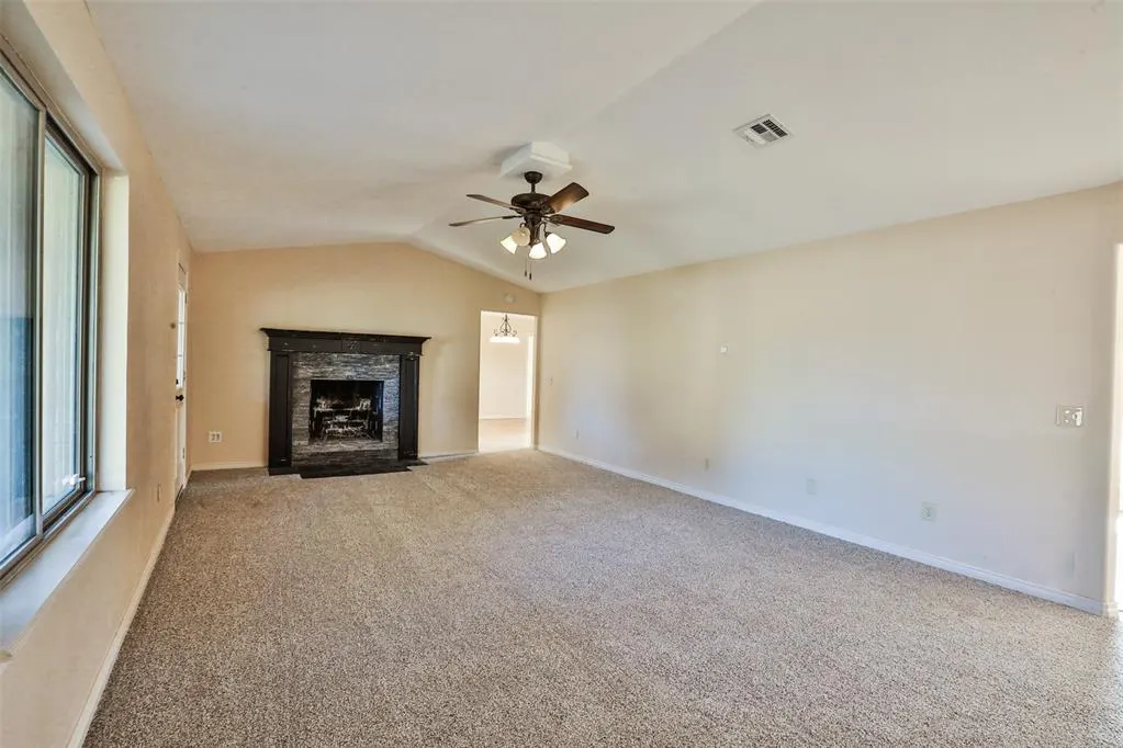 Photo 20 — 10016 Kingsgate Drive, Oklahoma City, OK 73159