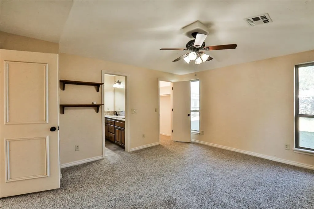 Photo 32 — 10016 Kingsgate Drive, Oklahoma City, OK 73159