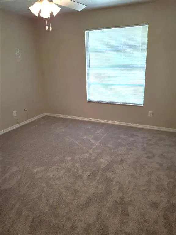 Photo 8 — 1103 Park Manor Street, Oklahoma City, OK 73116