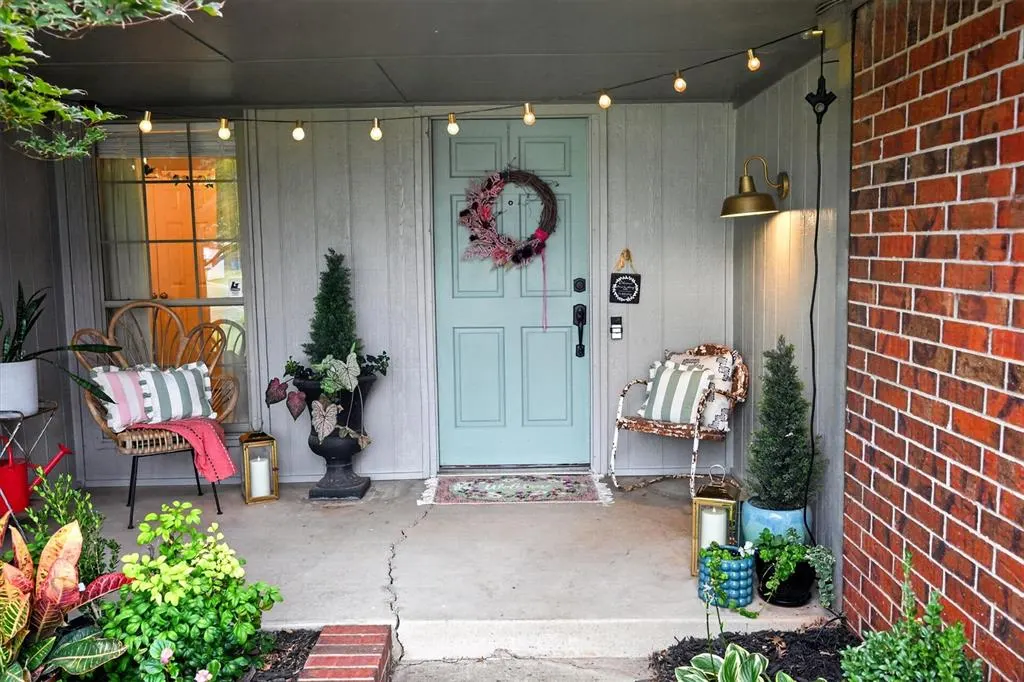 Photo 5 — 1916 Mark Road, Edmond, OK 73003